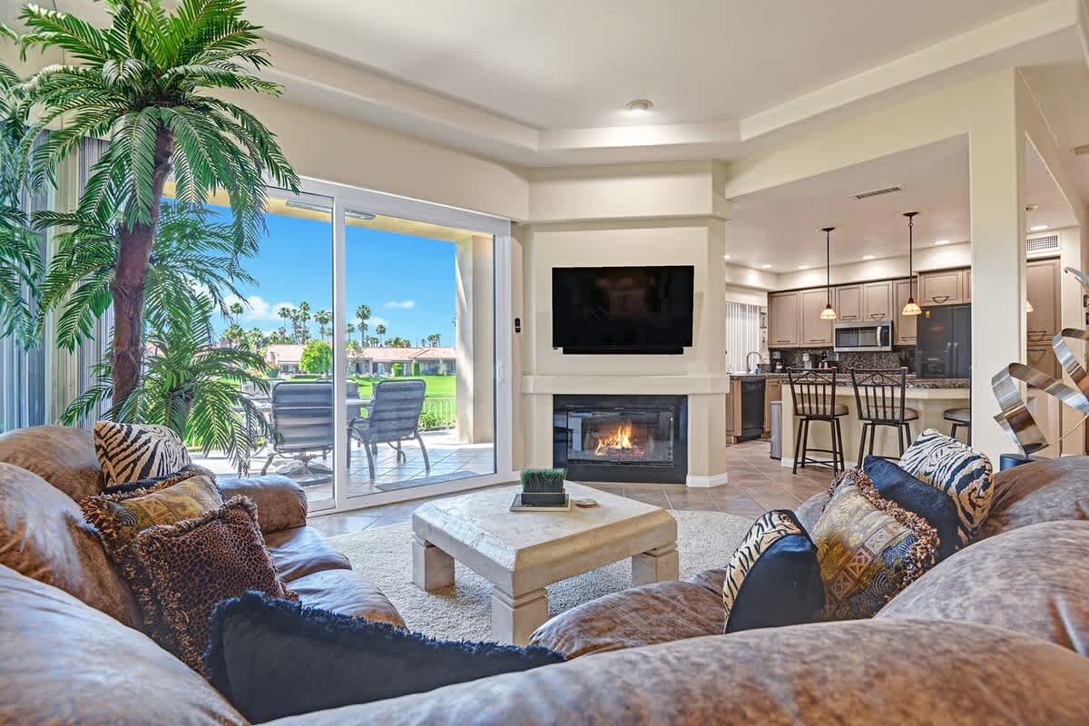 LIVING ROOM OVER COUCH